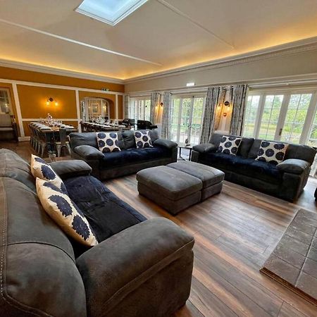 Lydney House Swaffham Sleeps 22 Βίλα Εξωτερικό φωτογραφία
