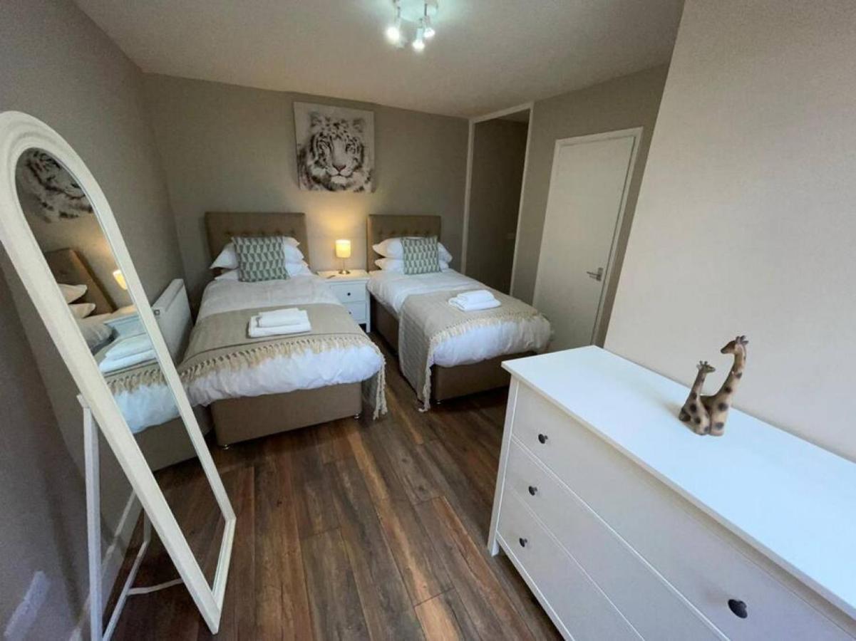 Lydney House Swaffham Sleeps 22 Βίλα Εξωτερικό φωτογραφία