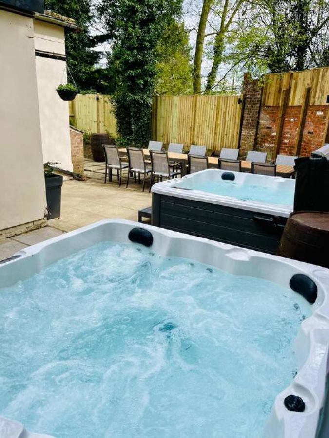 Lydney House Swaffham Sleeps 22 Βίλα Εξωτερικό φωτογραφία