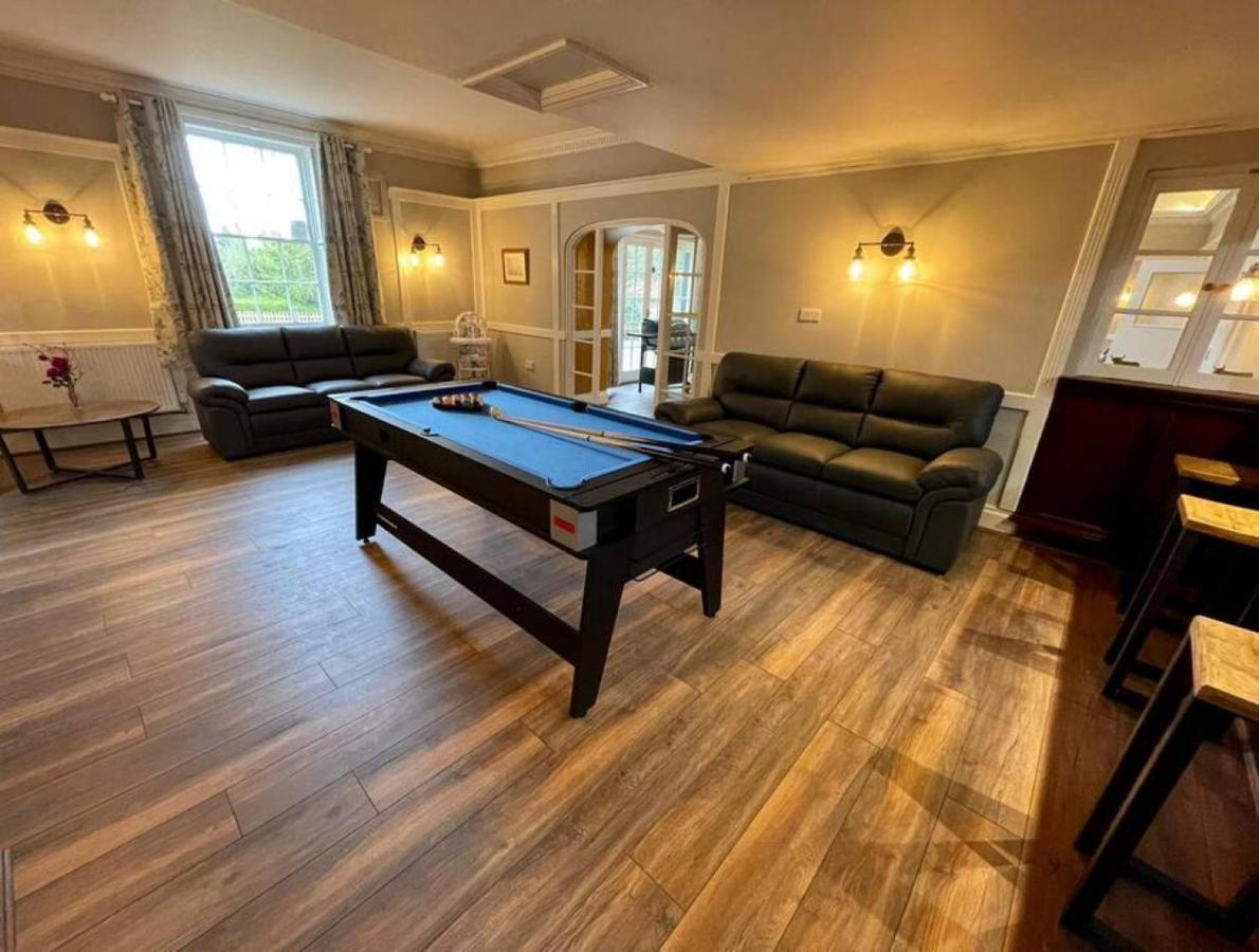 Lydney House Swaffham Sleeps 22 Βίλα Εξωτερικό φωτογραφία